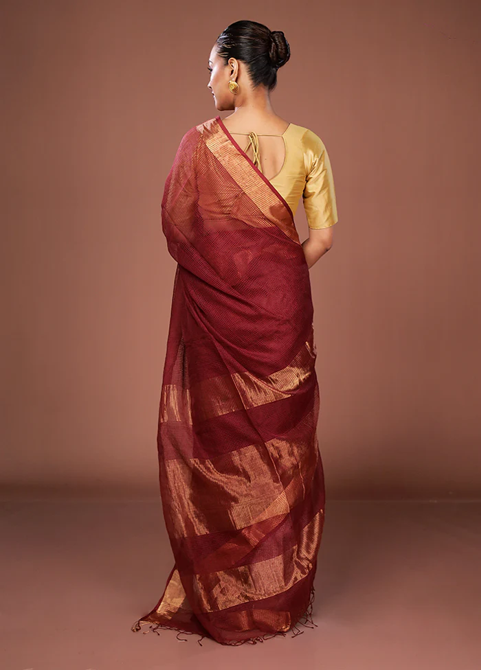 Maroon Matka Silk Saree With Blouse Piece - Image 3