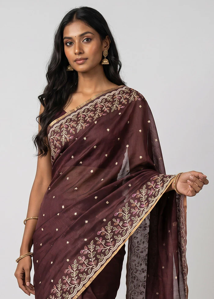 Maroon Organza Saree With Blouse Piece - Image 2