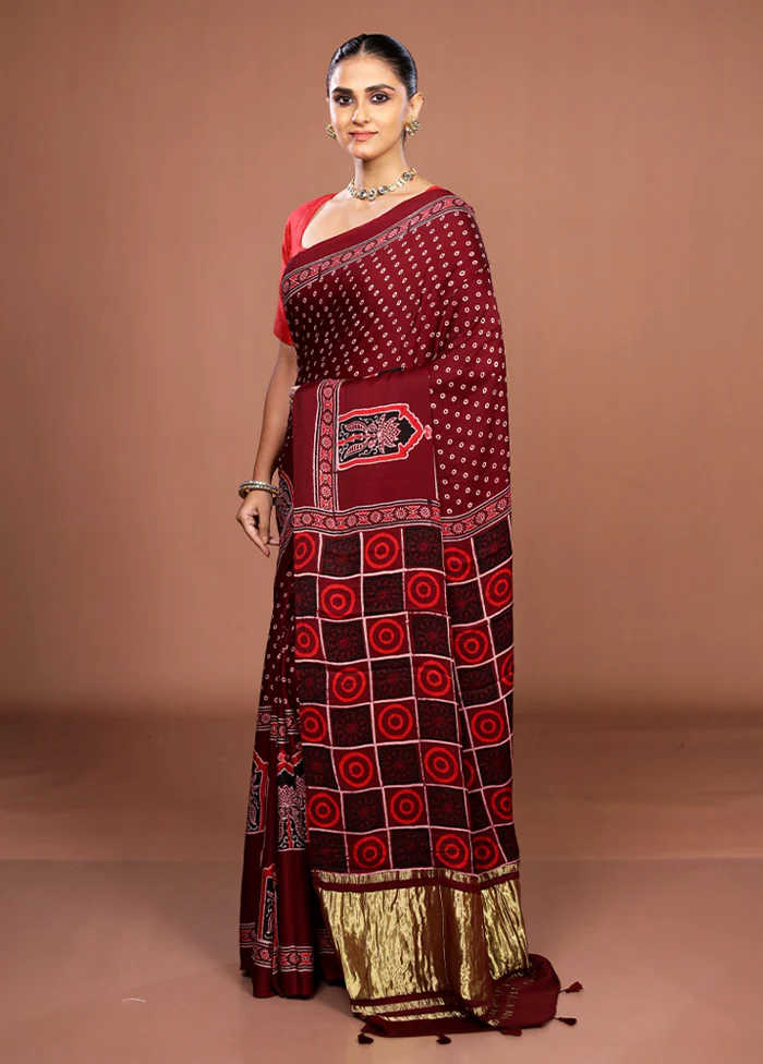 Maroon Printed Pure Silk Saree Without Blouse Piece - Image 4