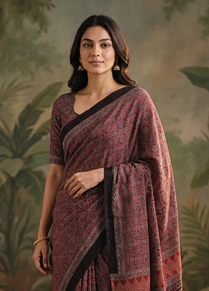 Maroon Printed Pure Silk Saree Without Blouse Piece - Image 2