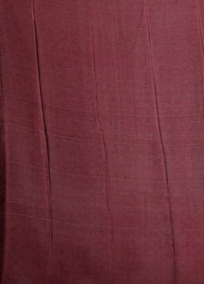 Maroon Printed Silk Saree With Blouse Piece - Image 5