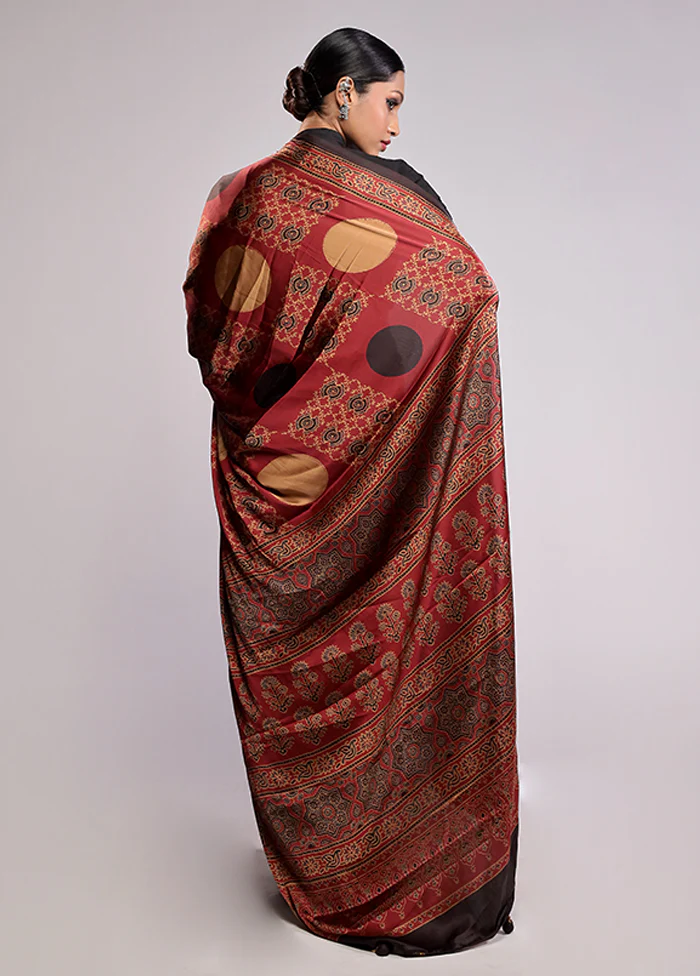 Maroon Printed Silk Saree Without Blouse Piece - Image 3