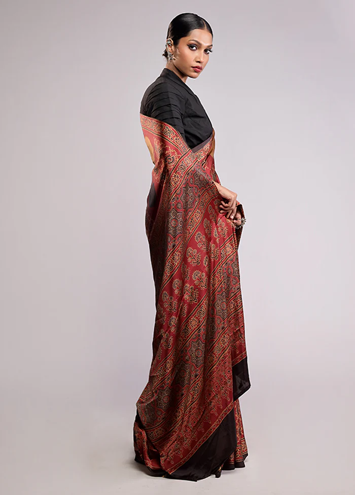 Maroon Printed Silk Saree Without Blouse Piece - Image 4
