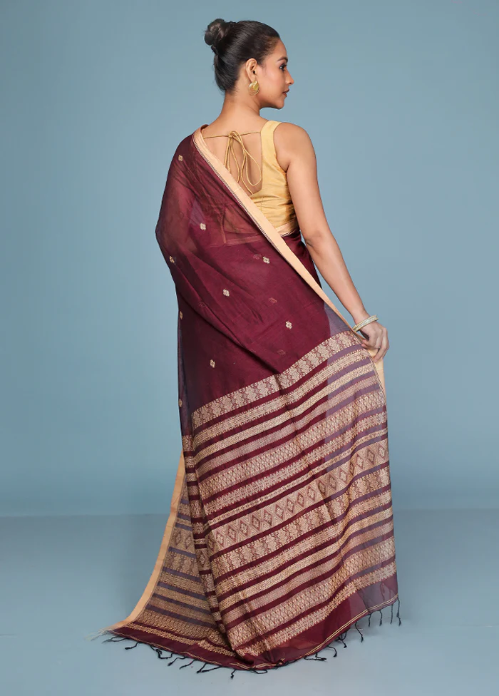 Maroon Pure Cotton Saree With Blouse Piece - Image 3
