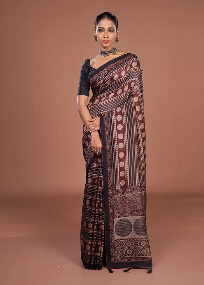Maroon Tussar Silk Saree With Blouse Piece - Image 2
