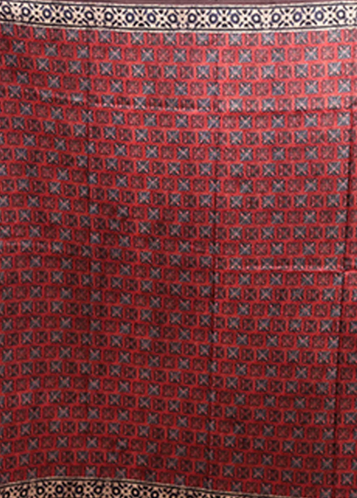 Maroon Tussar Silk Saree With Blouse Piece - Image 5