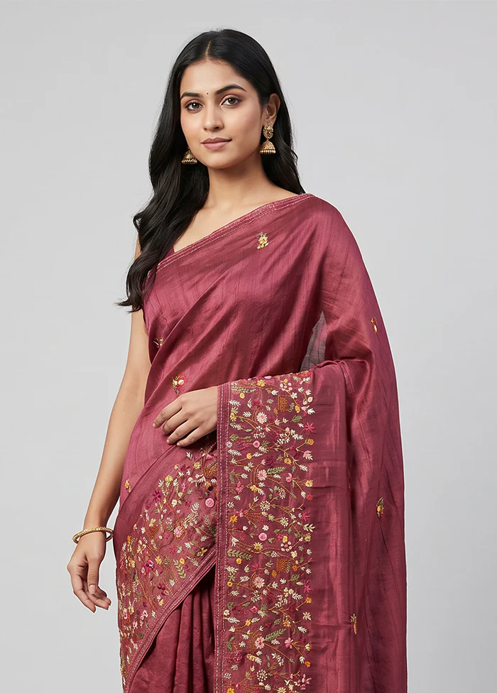 Maroon Tussar Silk Saree With Blouse Piece - Image 2