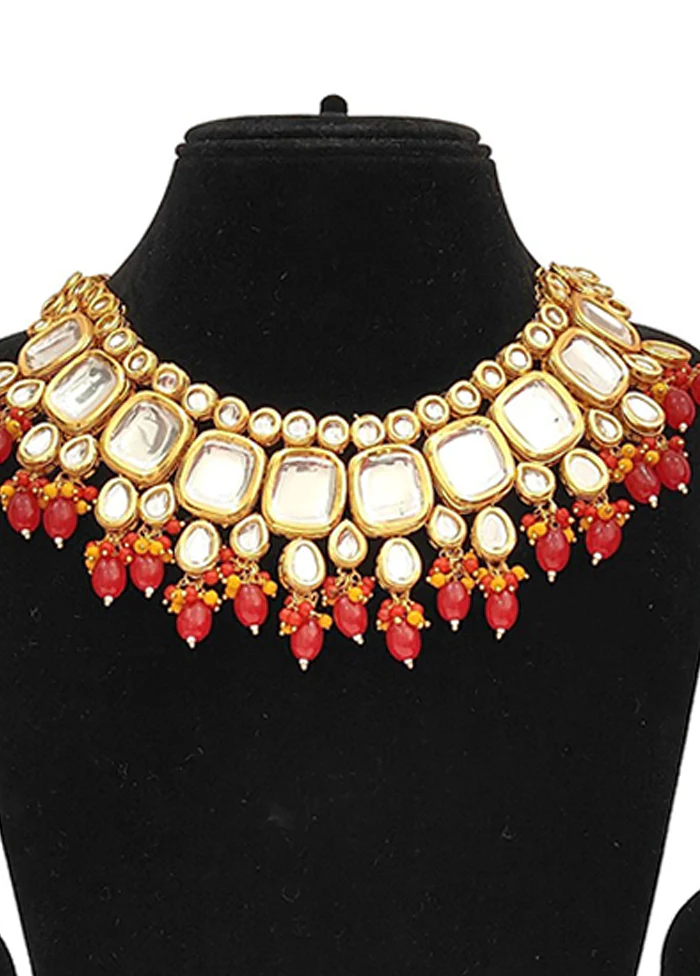 Multicolor Alloy Jewellery Set (1 Necklace, 1 Pair Earrings, 1 Mang Tikka) - Image 2