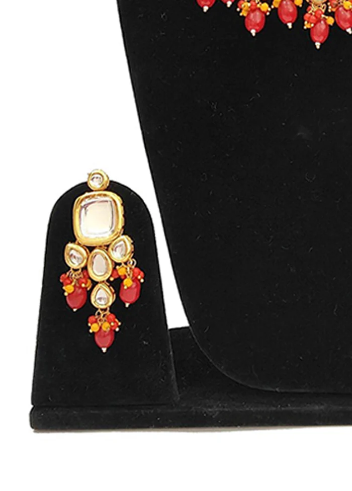 Multicolor Alloy Jewellery Set (1 Necklace, 1 Pair Earrings, 1 Mang Tikka) - Image 3