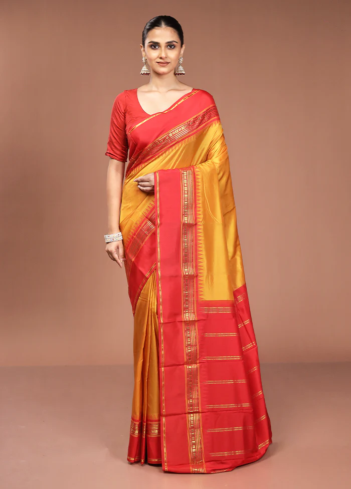 Multicolor Handloom Kanjivaram Pure Silk Saree With Blouse Piece - Image 2