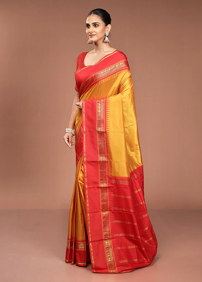 Multicolor Handloom Kanjivaram Pure Silk Saree With Blouse Piece - Image 4