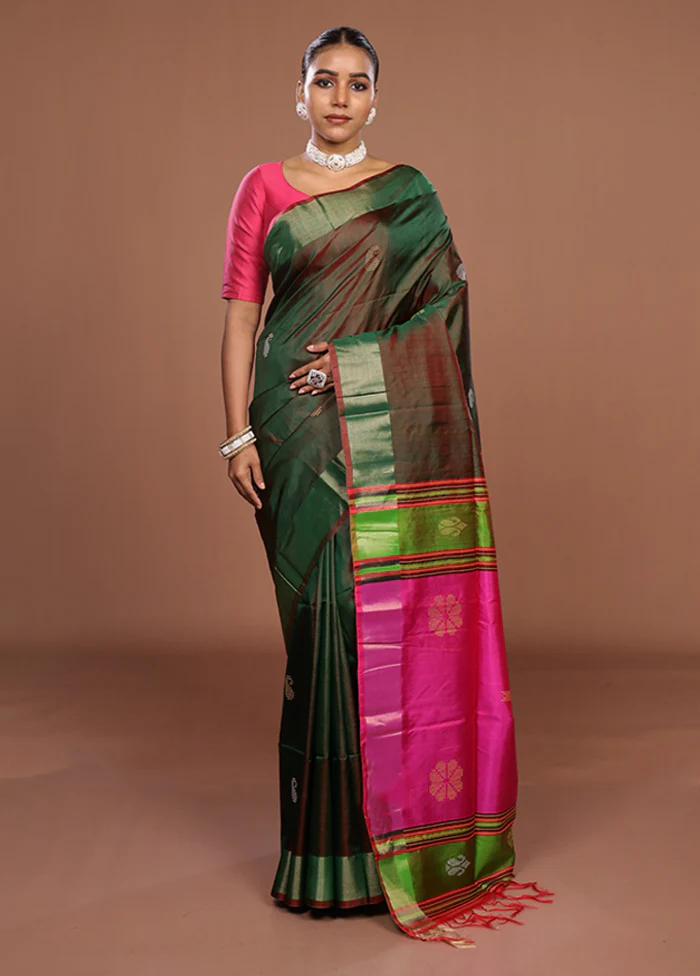 Multicolor Handloom Kanjivaram Pure Silk Saree With Blouse Piece - Image 2