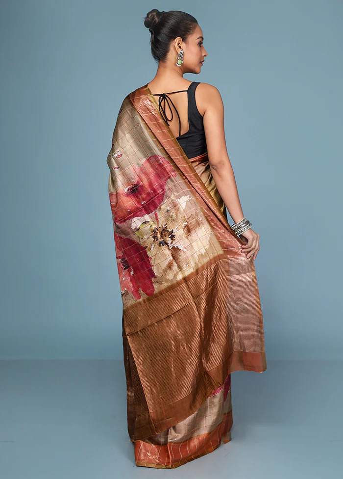 Green Handloom Tussar Pure Silk Saree With Blouse Piece - Image 3