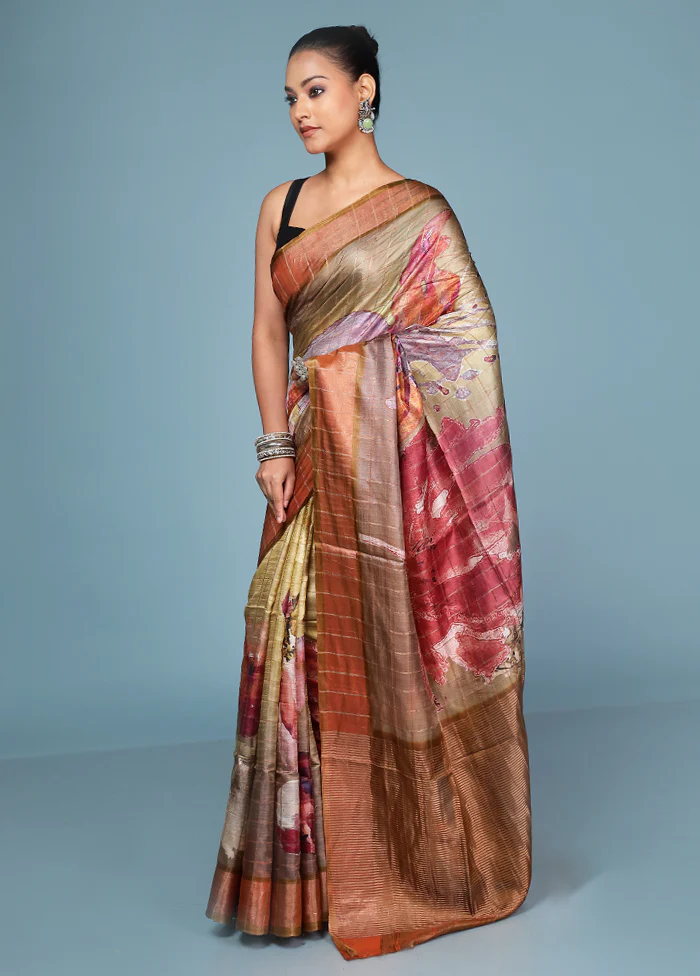 Green Handloom Tussar Pure Silk Saree With Blouse Piece - Image 4