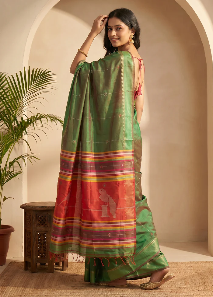 Multicolor kalakshetra Pure Silk Saree With Blouse Piece - Image 3