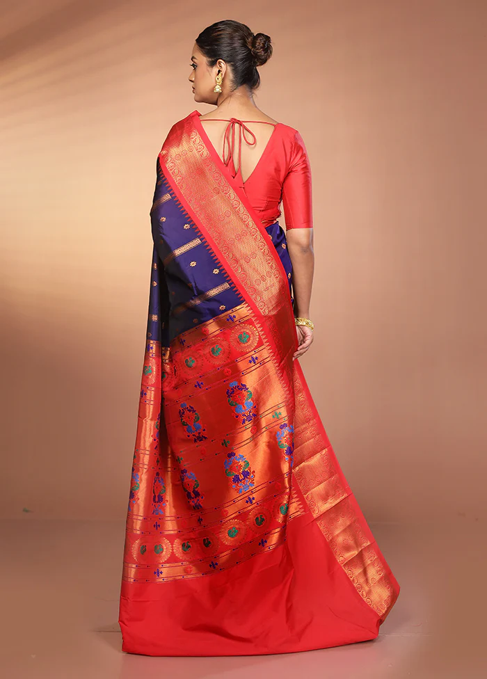 Multicolor Kanjivaram Silk Saree With Blouse Piece - Image 3