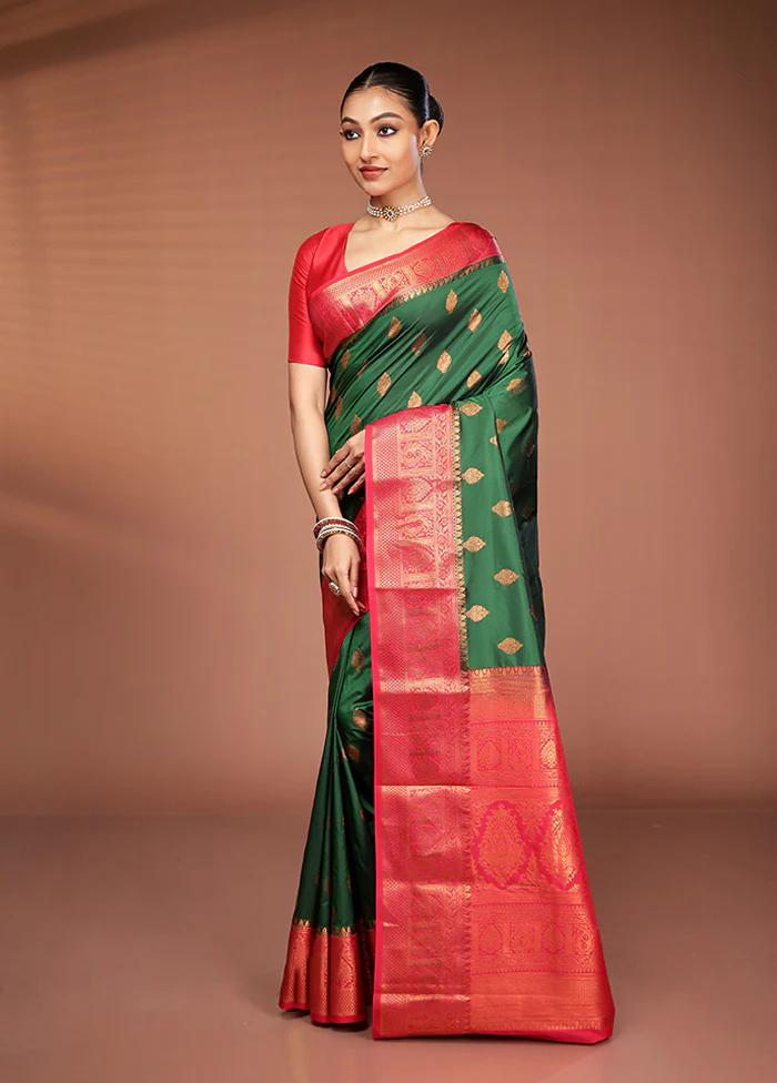 Multicolor Kanjivaram Silk Saree With Blouse Piece - Image 4