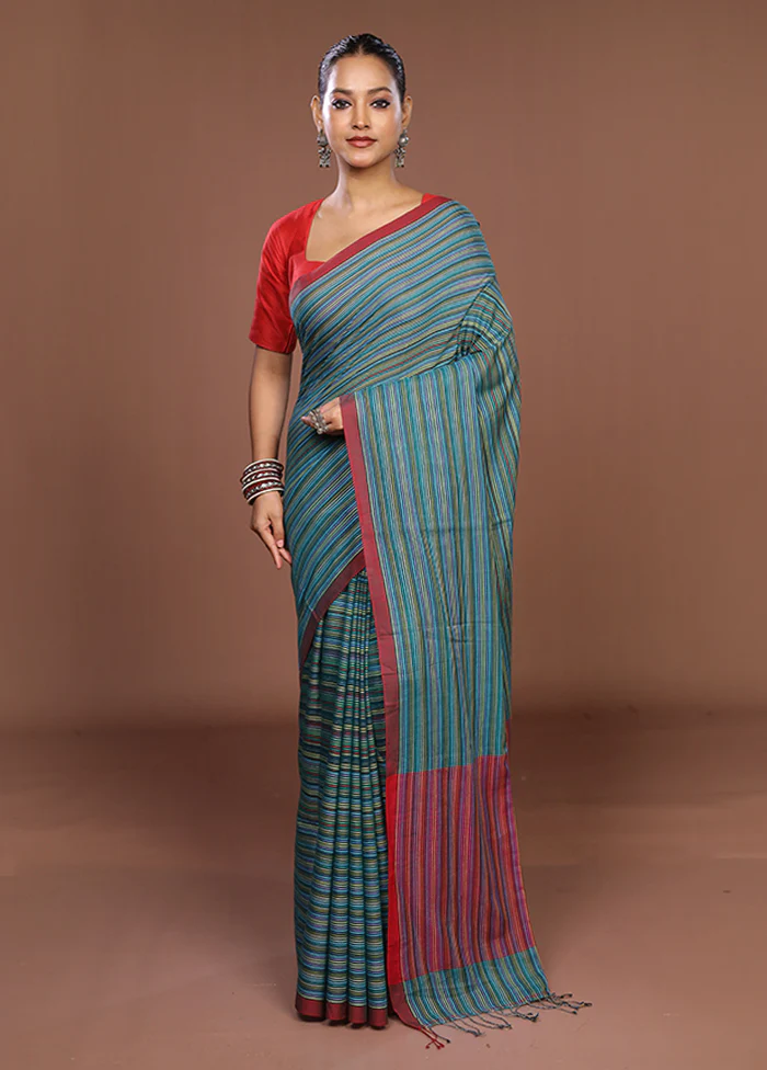 Blue Matka Silk Saree With Blouse Piece - Image 2