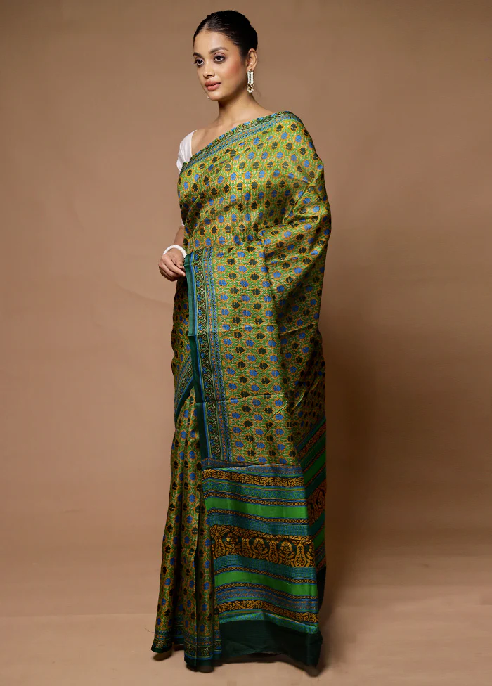 Multicolor Printed Silk Saree Without Blouse Piece - Image 4