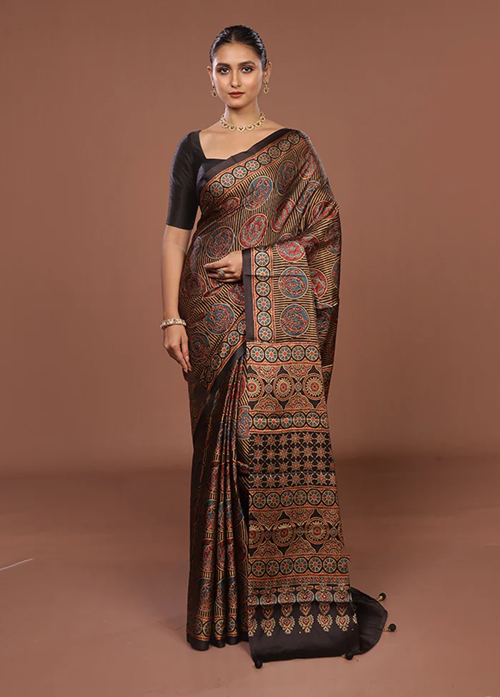 Multicolor Printed Silk Saree Without Blouse Piece - Image 2