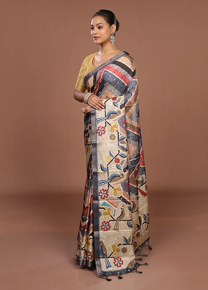 Cream Tussar Silk Saree With Blouse Piece - Image 4