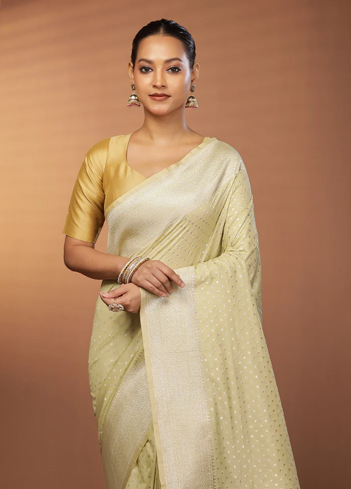 Multicolor Uppada Silk Saree With Blouse Piece