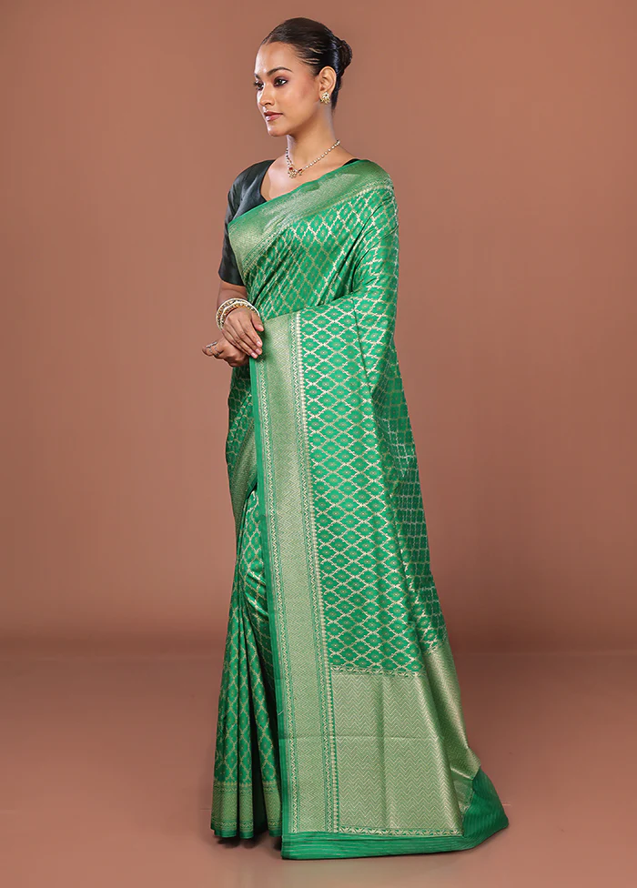 Multicolor Uppada Silk Saree With Blouse Piece - Image 4