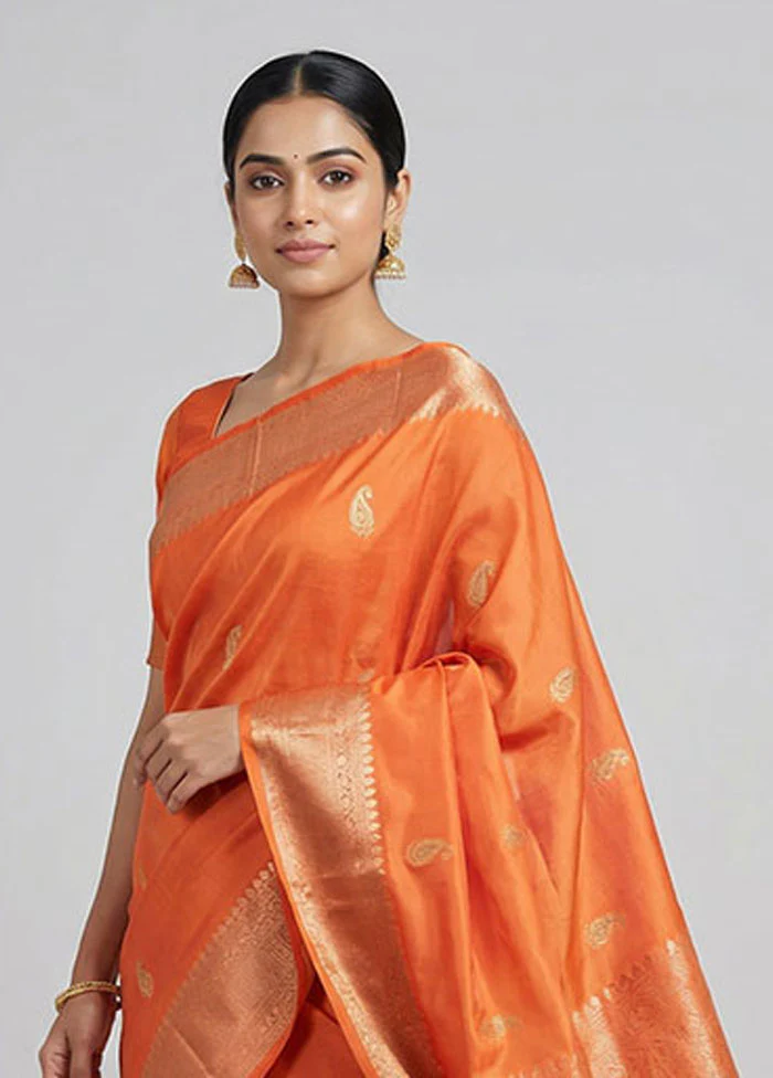 Peach Handloom Kanchipuram Pure Silk Saree With Blouse Piece - Image 2