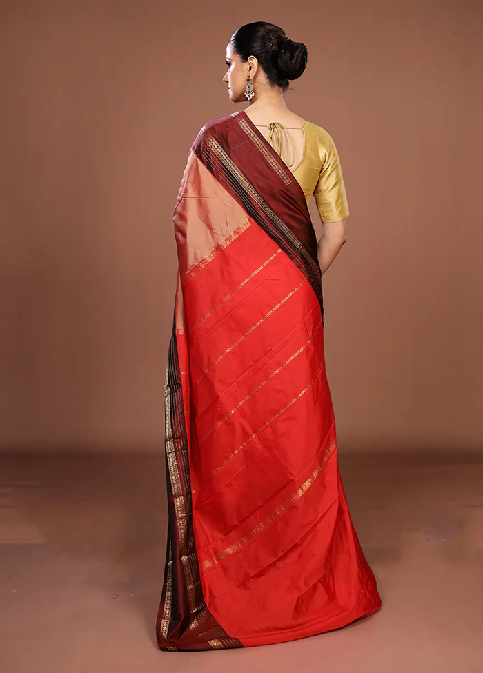 Peach Kanjivaram Silk Saree With Blouse Piece - Image 3