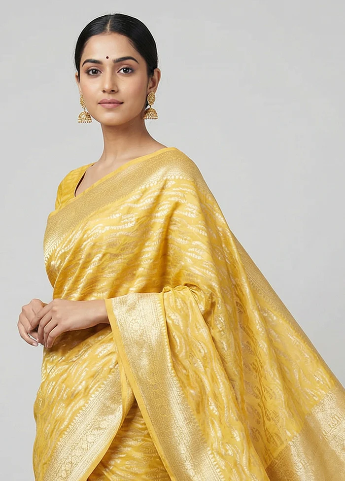Peach Katan Silk Saree With Blouse Piece - Image 2