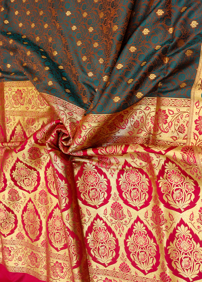 Blue Tanchoi Silk Saree With Blouse Piece - Image 2