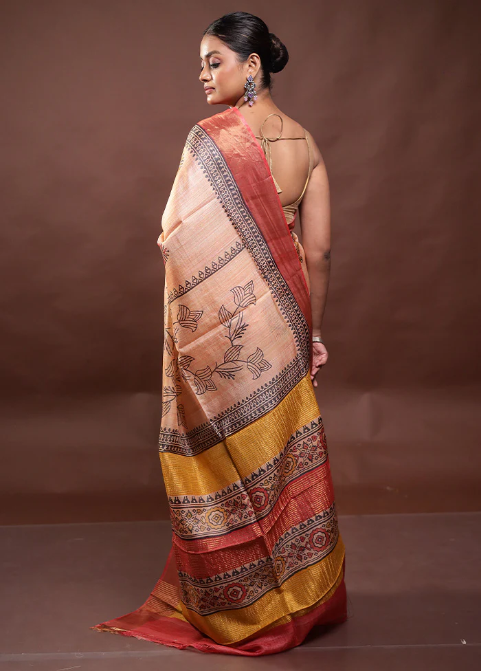 Peach Tussar Silk Saree With Blouse Piece - Image 3