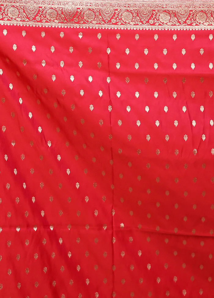 Red Banarasi Silk Saree With Blouse Piece - Image 5