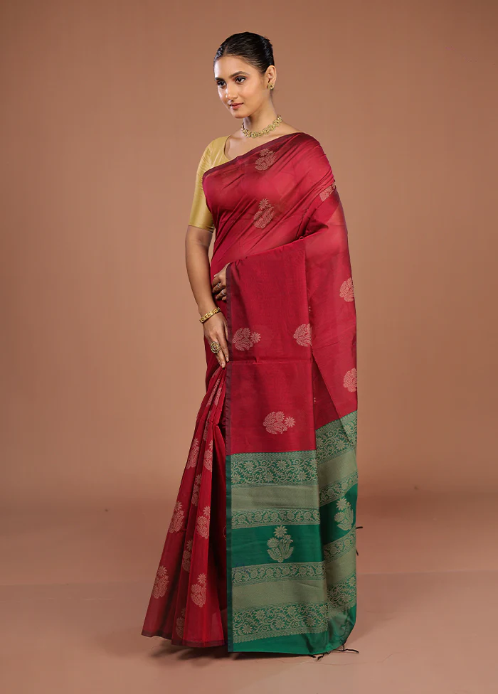 Maroon Cotton Saree With Blouse Piece - Image 4
