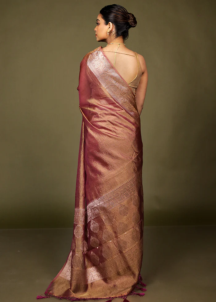 Pink Crushed Tissue Silk Saree With Blouse Piece - Image 3