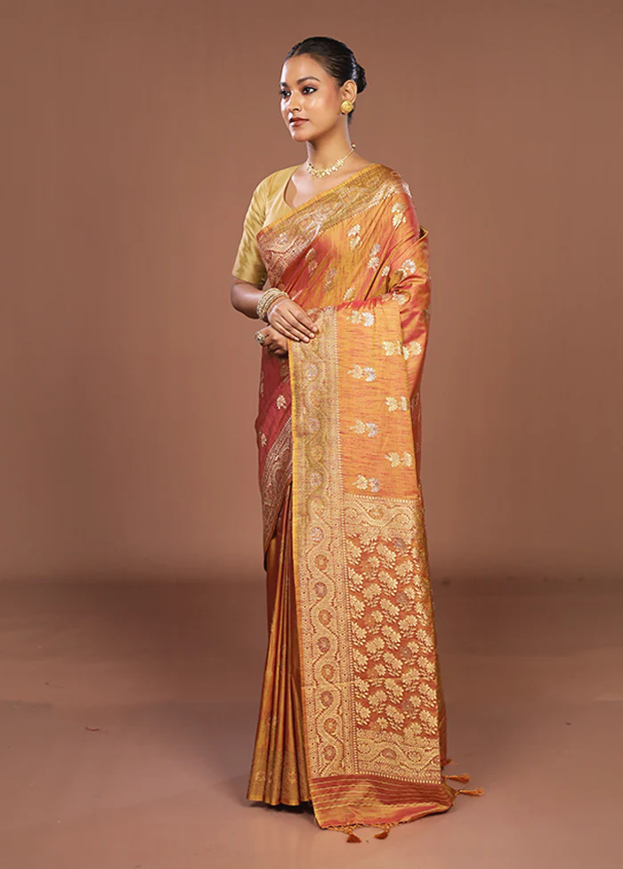 Pink Dupion Silk Saree With Blouse Piece - Image 4