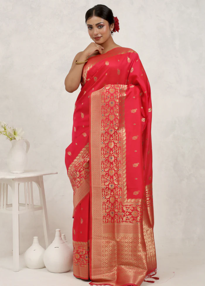 Red Dupion Silk Saree With Blouse Piece - Image 2