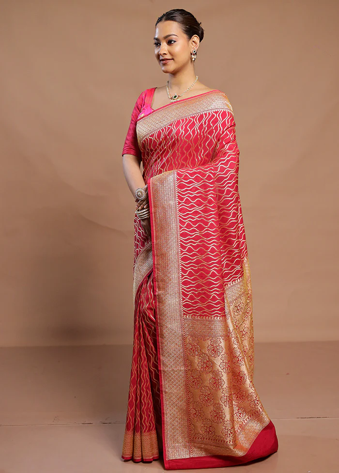 Pink Georgette Saree With Blouse Piece - Image 4