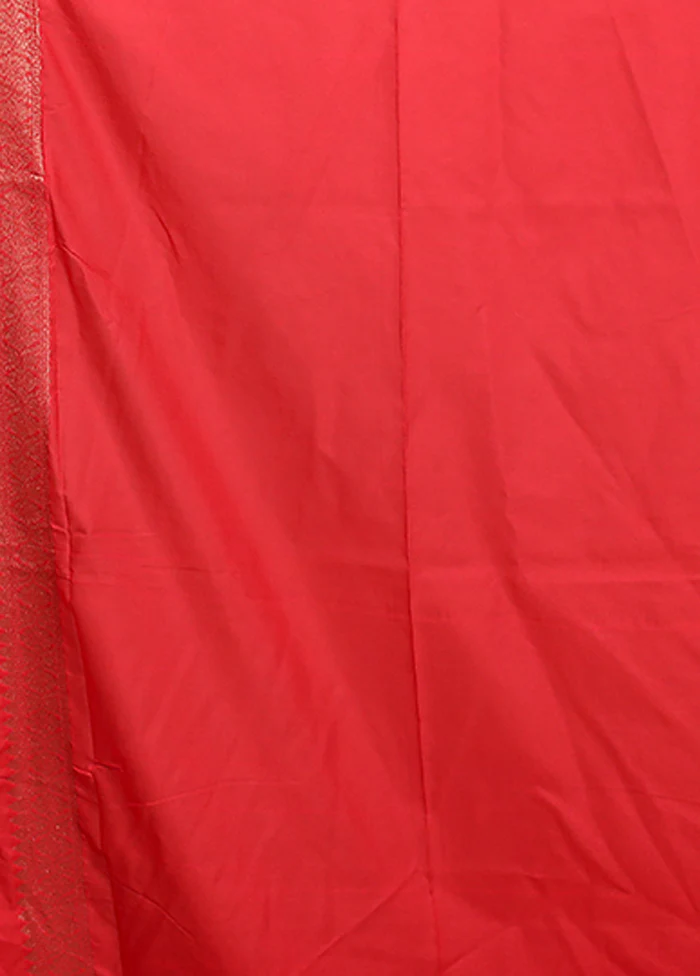 Red Georgette Saree With Blouse Piece - Image 5