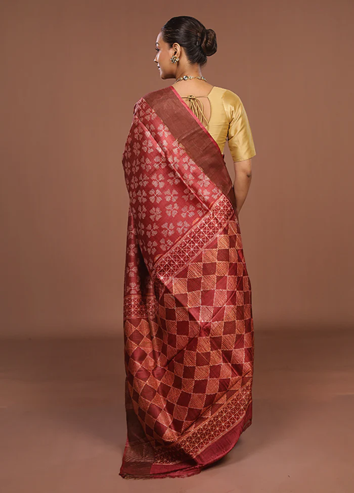 Maroon Handloom Tussar Pure Silk Saree With Blouse Piece - Image 3