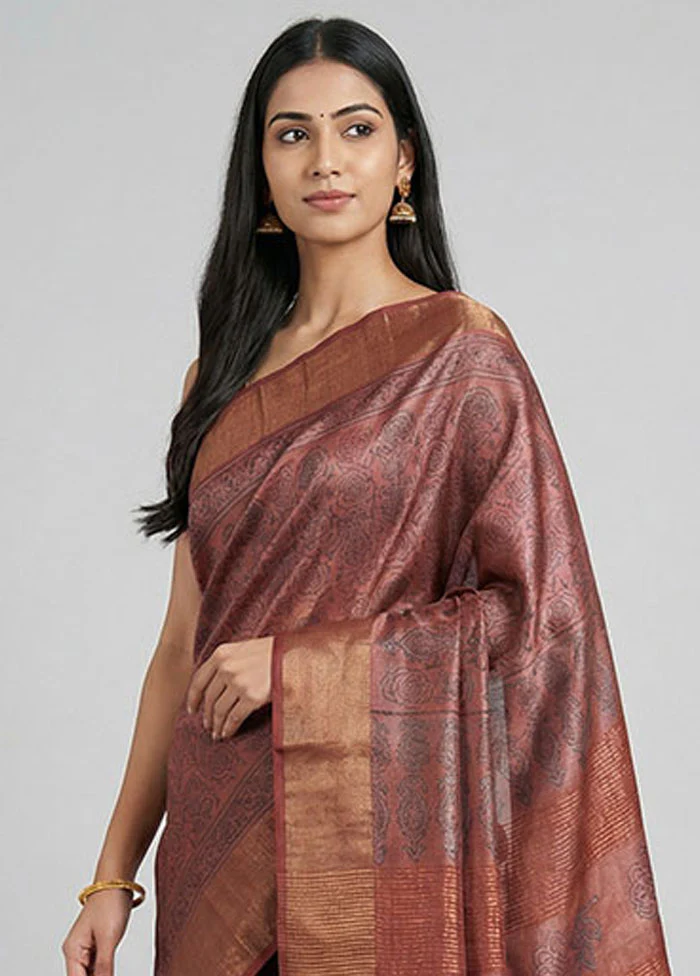 Pink Handloom Tussar Pure Silk Saree With Blouse Piece - Image 2