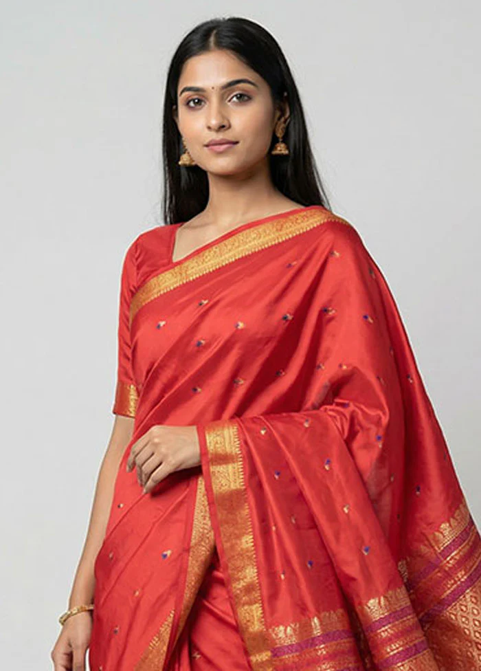 Pink Kanjivaram Silk Saree With Blouse Piece - Image 2