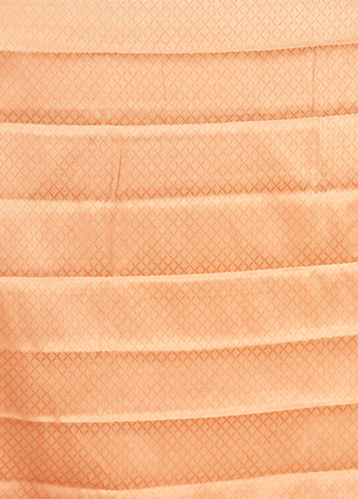 Peach Kanjivaram Silk Saree With Blouse Piece - Image 5