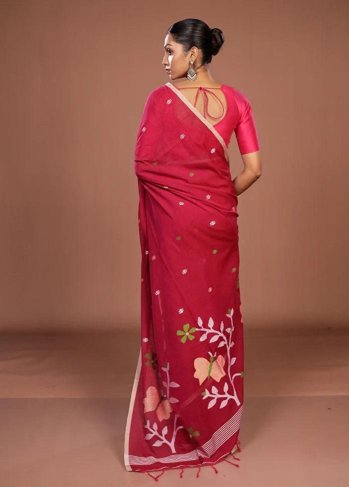 Pink Matka Silk Saree With Blouse Piece - Image 3