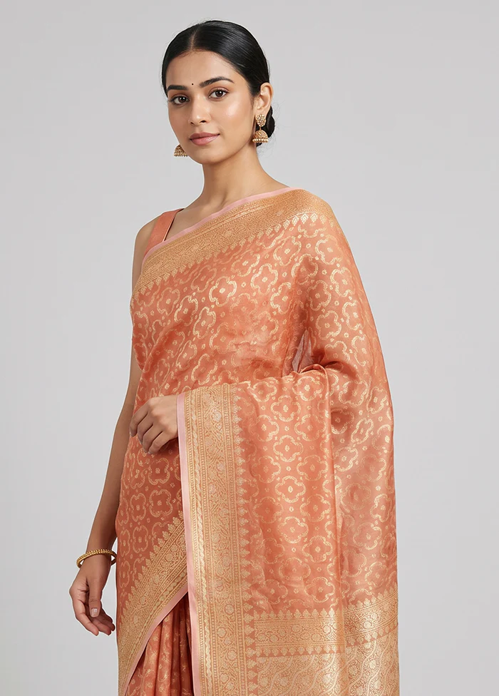Pink Tissue Silk Saree With Blouse Piece - Image 2