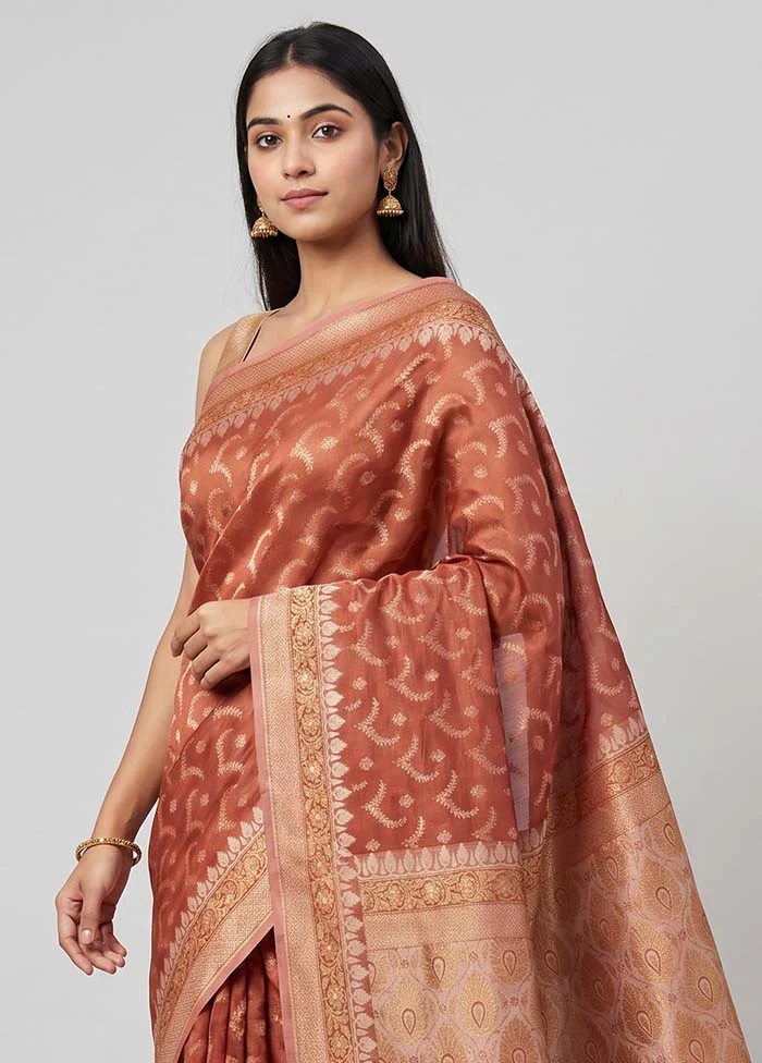 Pink Tissue Silk Saree With Blouse Piece - Image 2