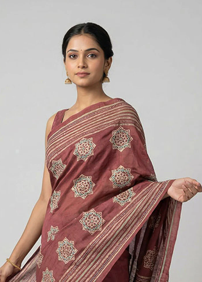 Pink Tussar Silk Saree With Blouse Piece - Image 2