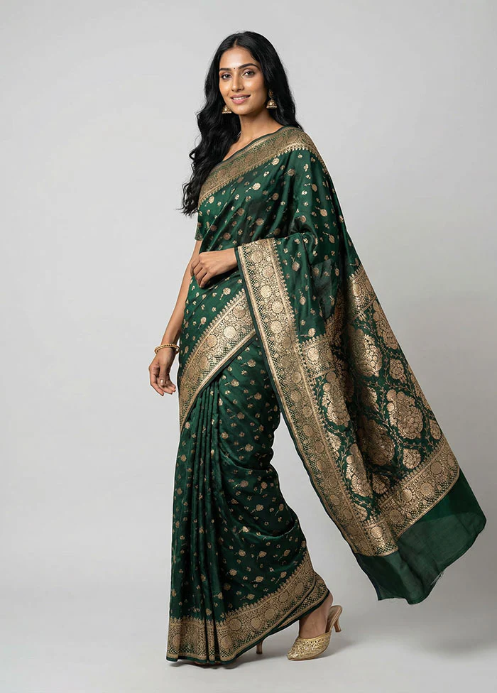 Purple Banarasi Silk Saree With Blouse Piece