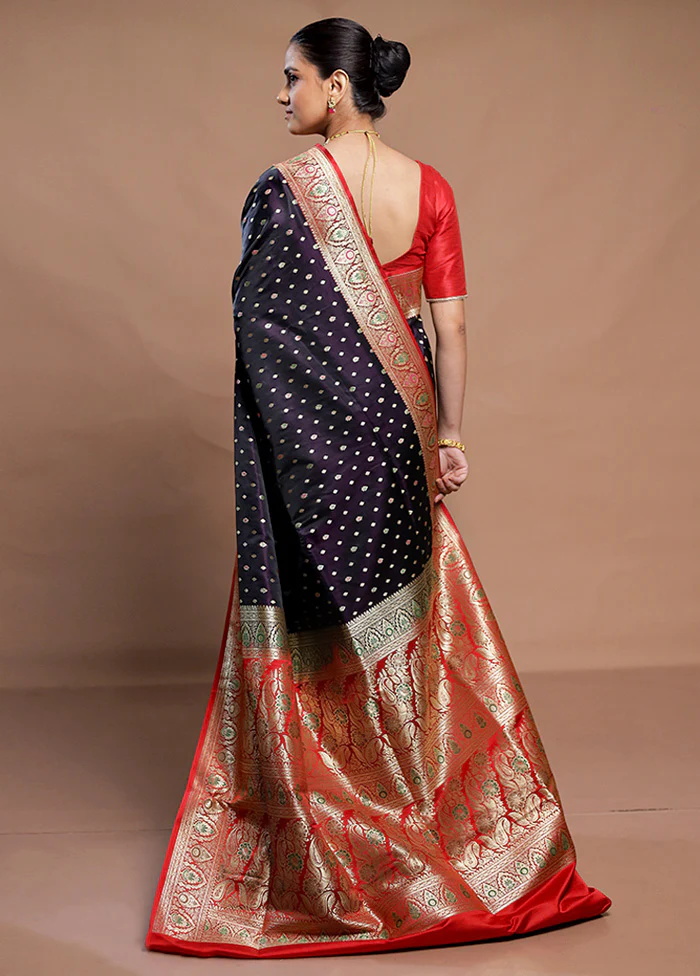 Purple Handloom Banarasi Pure Silk Saree With Blouse Piece - Image 3