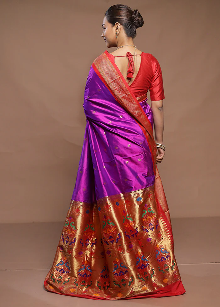 Purple Handloom Kanjivaram Pure Silk Saree With Blouse Piece - Image 3
